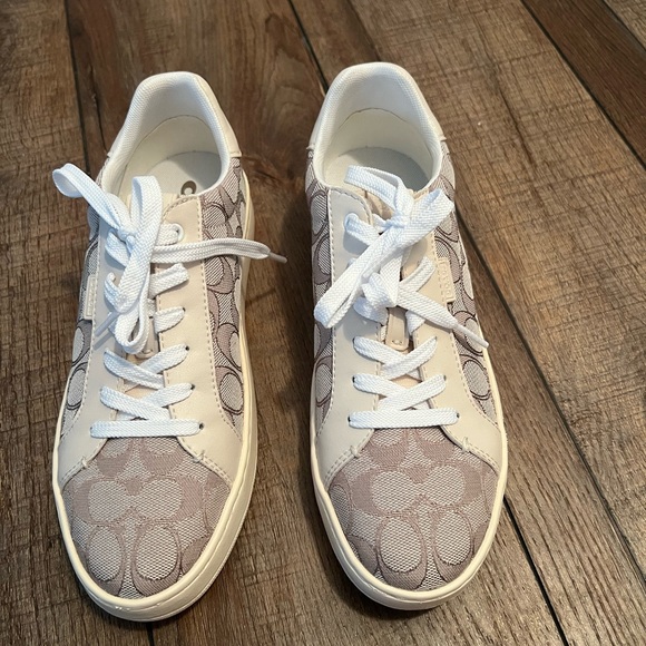 Coach White and Tan Sneakers - Picture 1 of 4